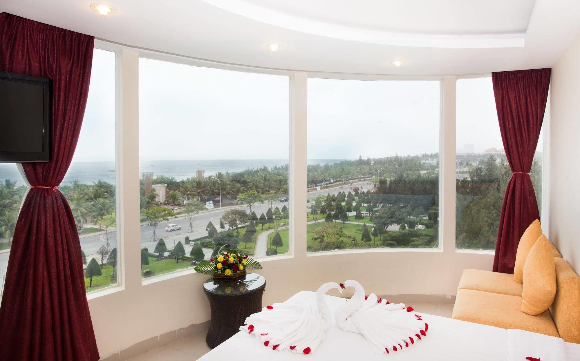 Grand Mango Hotel Da Nang Exterior photo